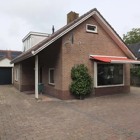 Vakantiehuis Holiday home *